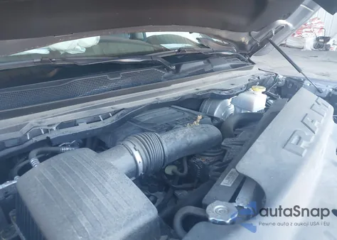 2020 Ram 1500 Big Horn 4X4 6'4 Box z USA, uszkodzony, nr VIN 1C6SRFBT2LN246779